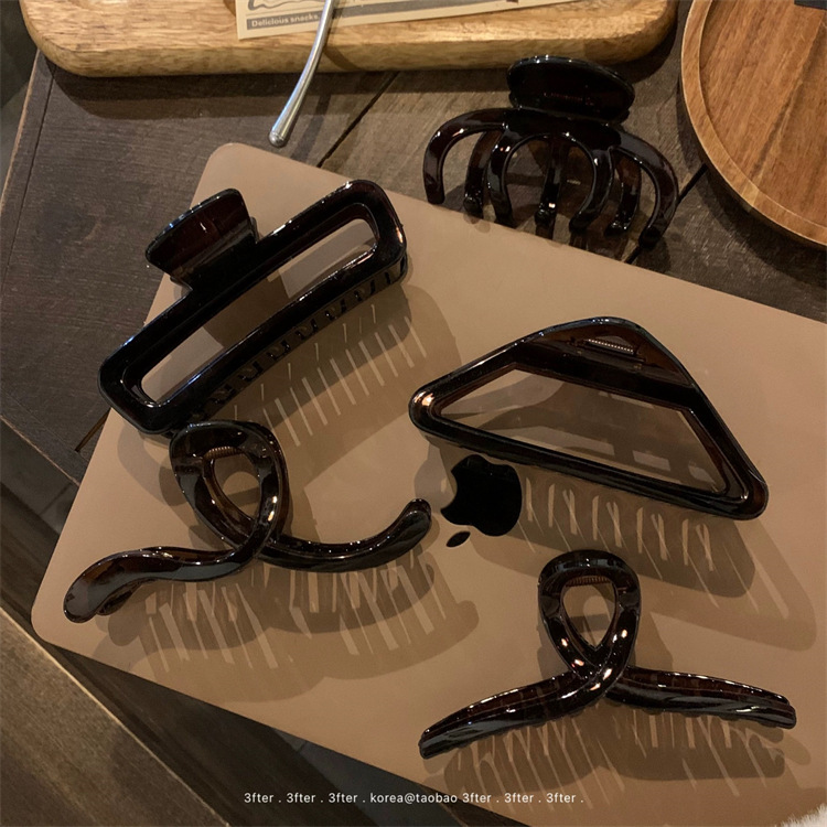 Original Korean black tea color grappling clips, large hair volume, multiple updo hair clips, high-end and exquisite shark clip hair accessory for children full figure