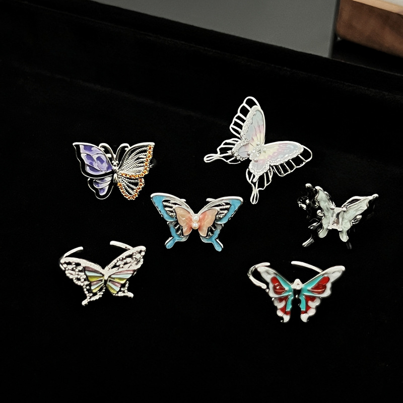 Korean-style light luxury colored drip glaze butterfly opening ring, a trendy and cool design for women on Instagram, exuding a sense of sophistication and sophistication Specification drawing