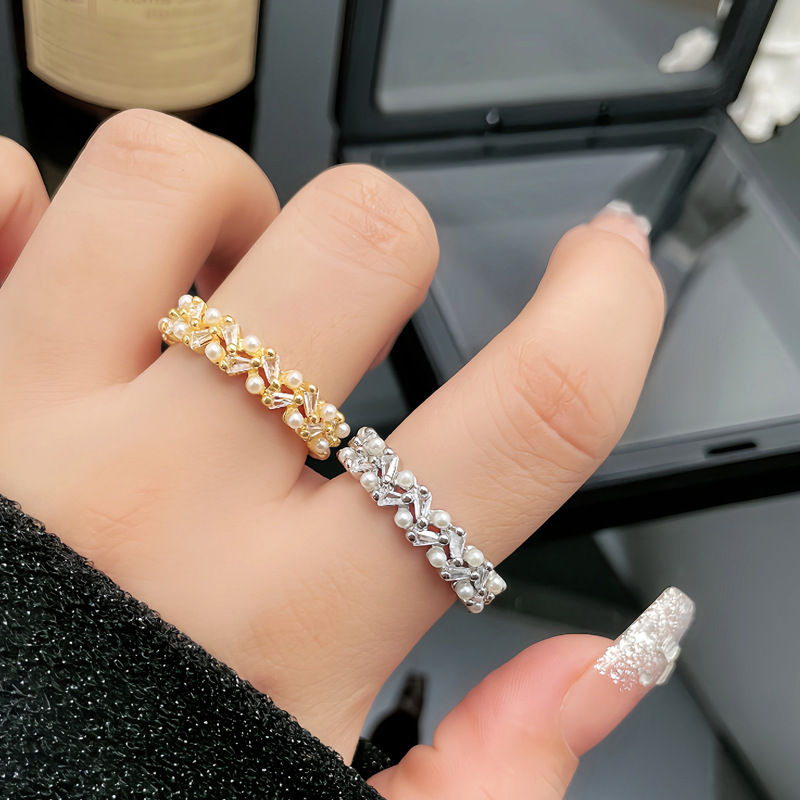 Double-row pearl zircon ring for women, light luxury, niche design, high-end, simple, individual, fashionable and exquisite open ring full figure