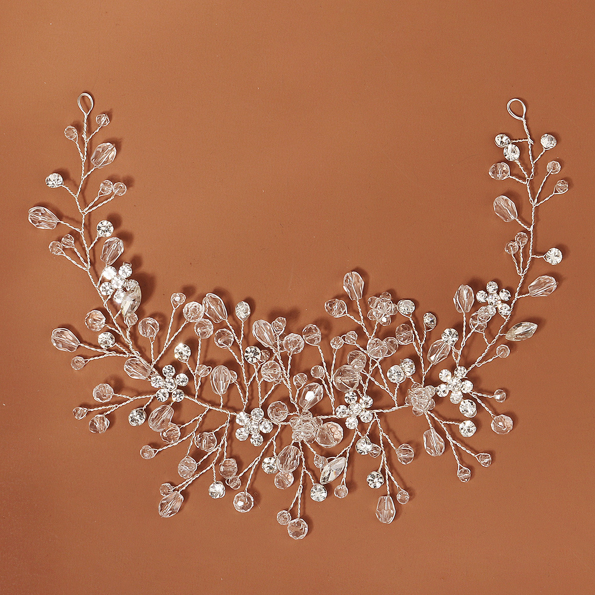 Xiuhe wedding dress accessories: Luxurious crystal headbands, wedding dress accessories, Korean-style ins fashion handcrafted headbands, rhinestone headbands details Picture