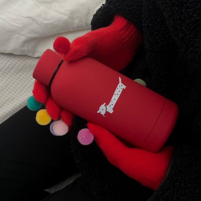 New Year and Christmas high-end red frosted stainless steel insulated cup for little dog, cute spotted dog travel cup Specification drawing
