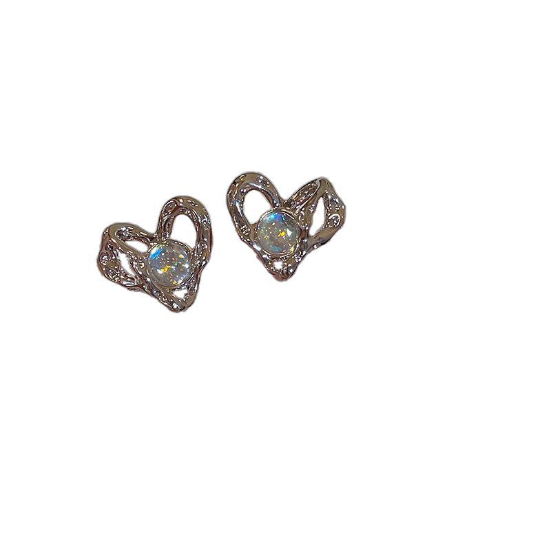s925 Irregular heart-shaped metal stud earrings with a unique design sense, a new style for women in 2025, versatile and cool Item Picture