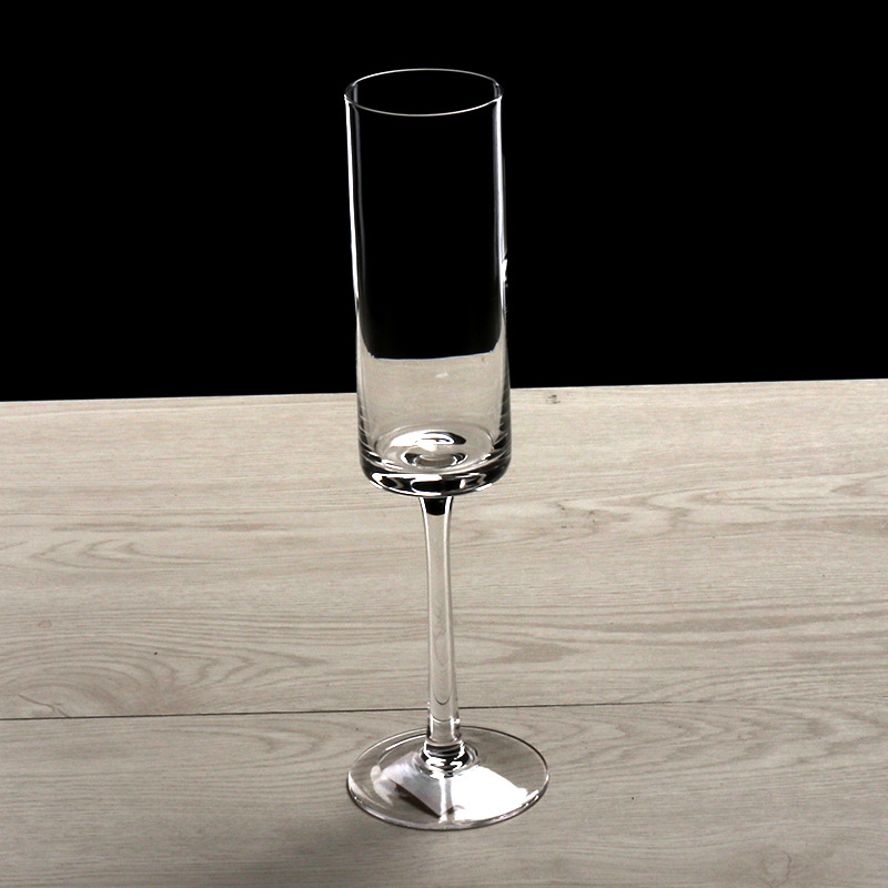 Special offer handcrafted crystal glass straight-through champagne glasses, highball glasses, white wine glasses wholesale, hotel household champagne glasses details Picture