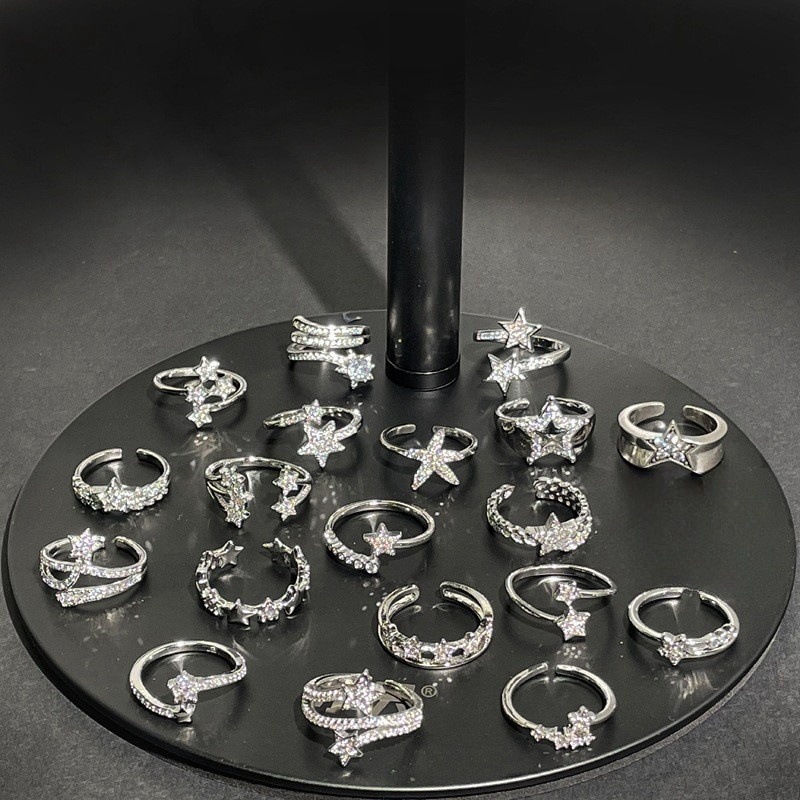 A light luxury and high-end full-diamond star series open-top ring, a fashionable, niche and individualistic cold style index finger ring details Picture