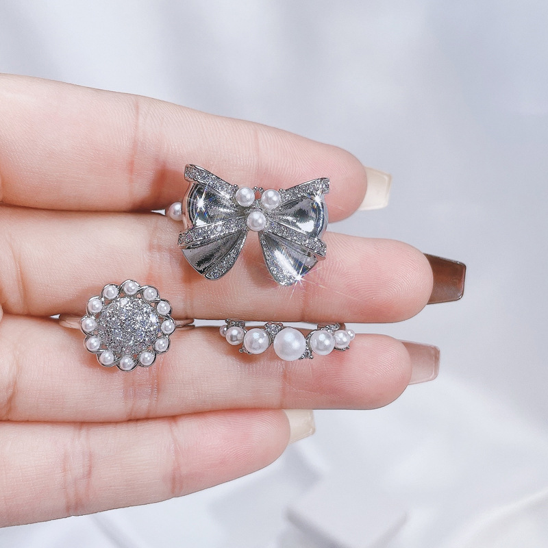 French light luxury high-end pearl bow open ring, sweet and cool, versatile, autumn and winter fashion accessory ring details Picture