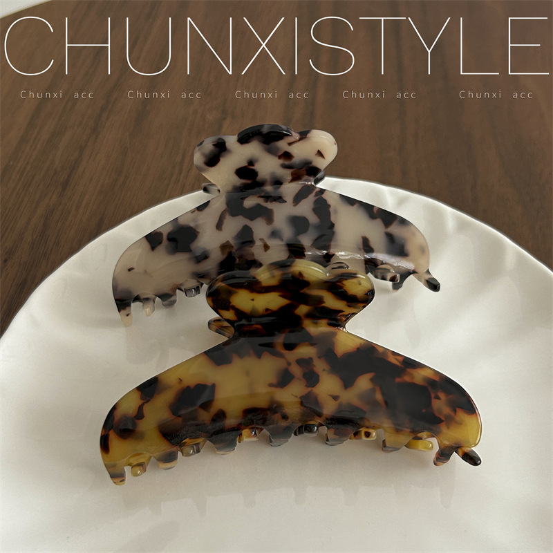 Korean-style French acetate Alexandre leopard print large hair clipper ponytail hair clip, warm and gentle hair clip clip details Picture