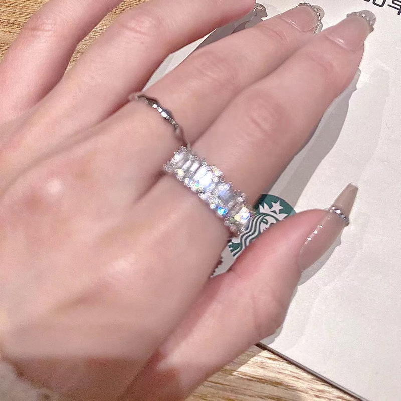 French light luxury, niche design, unique open ring for women, full diamond zircon, cold and elegant style, simple and fashionable ring full figure