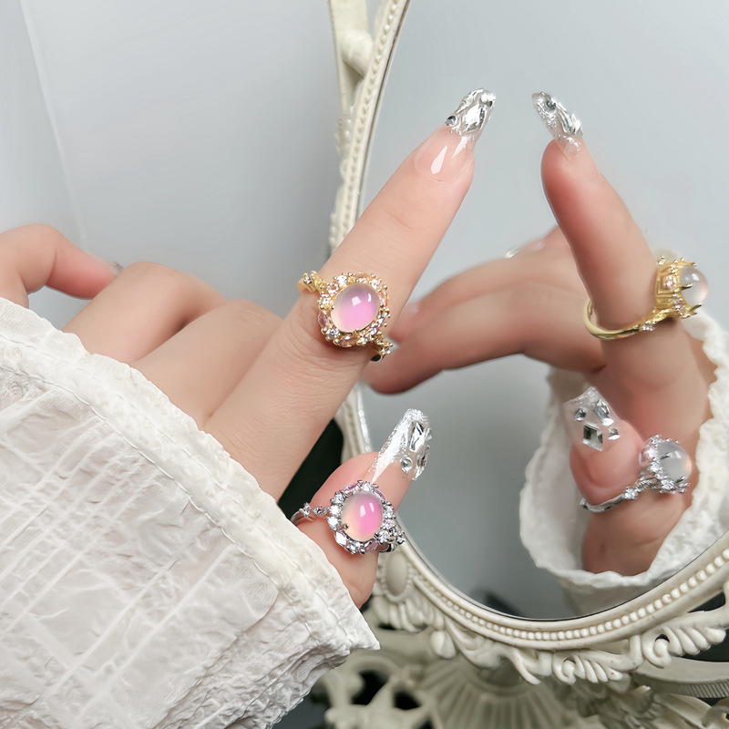 A light luxury style, faux chalcedony, high-end open ring for women with micro inlay, sweet and cool ins, cold style, exquisite and versatile ring full figure