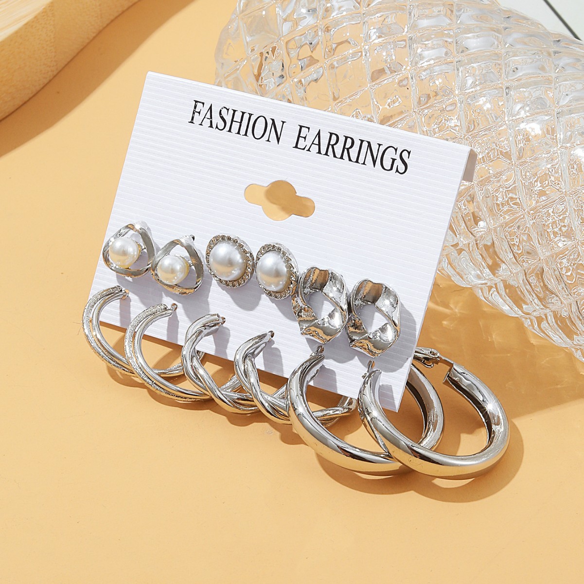 A 6-piece set of European and American cross-border pearl-inlaid geometric women's earrings, retro French gold ear rings and stud earrings for women Specification drawing