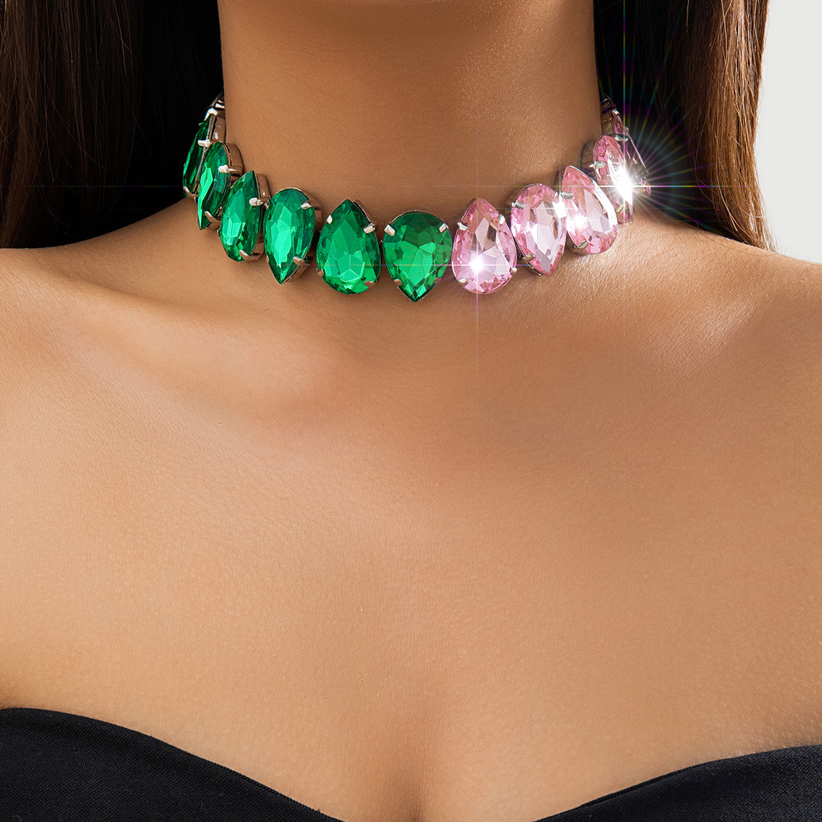 European and American cross-border jewelry, niche design sense, light luxury, full diamond collar, sweet and cool tassel water diamond necklace, collarbone chain Specification drawing