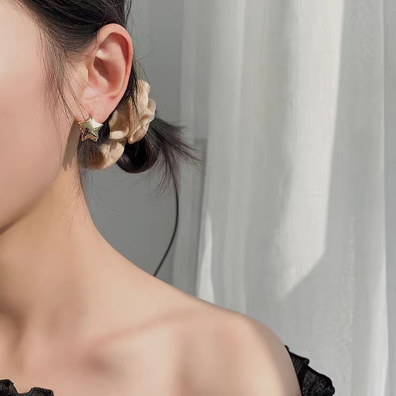 INS trendy double-sided five-pointed star ear buckles and stud earrings, niche design, high-end feel, simple and elegant, versatile earrings details Picture