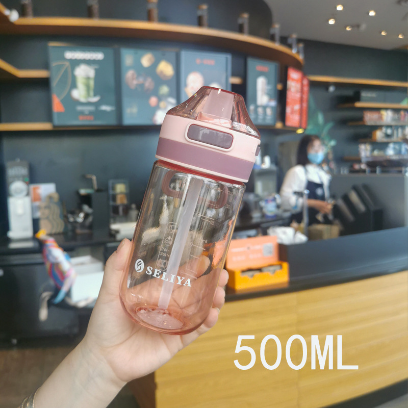 Wholesale of small quantities of outdoor sports plastic cups in stock. Convenient handle, lock, duckbill, straw plastic water cups for students Application Scenario