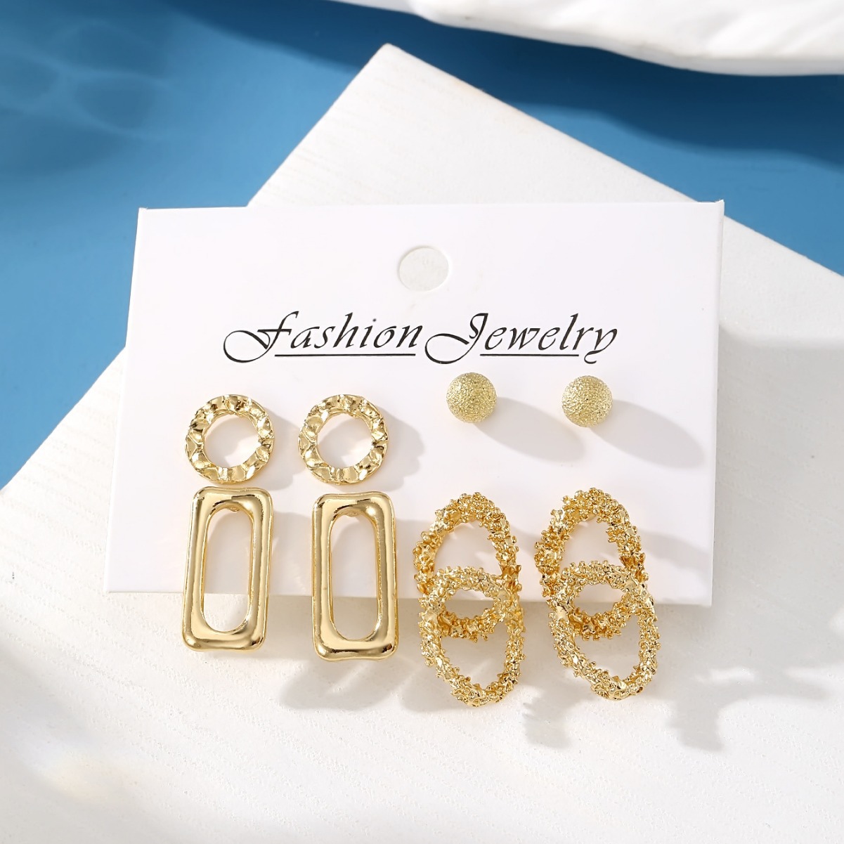 European and American cross-border geometric shape metal women's earring set, 4-piece set, round stud earrings, high-end earrings wholesale Specification drawing