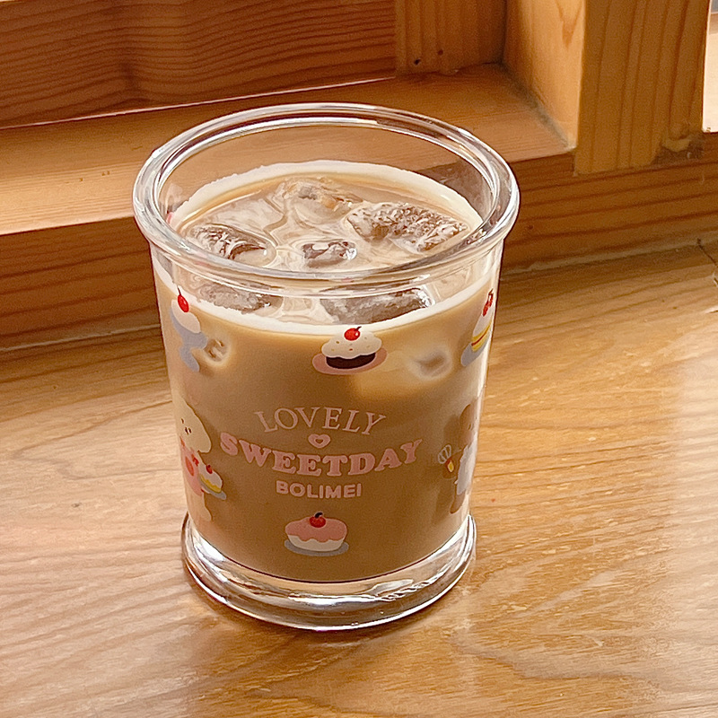Bolimei Dessert House Glass cold brew coffee cup, rabbit water cup, Glass cup, juice cup, drinking cup Application Scenario