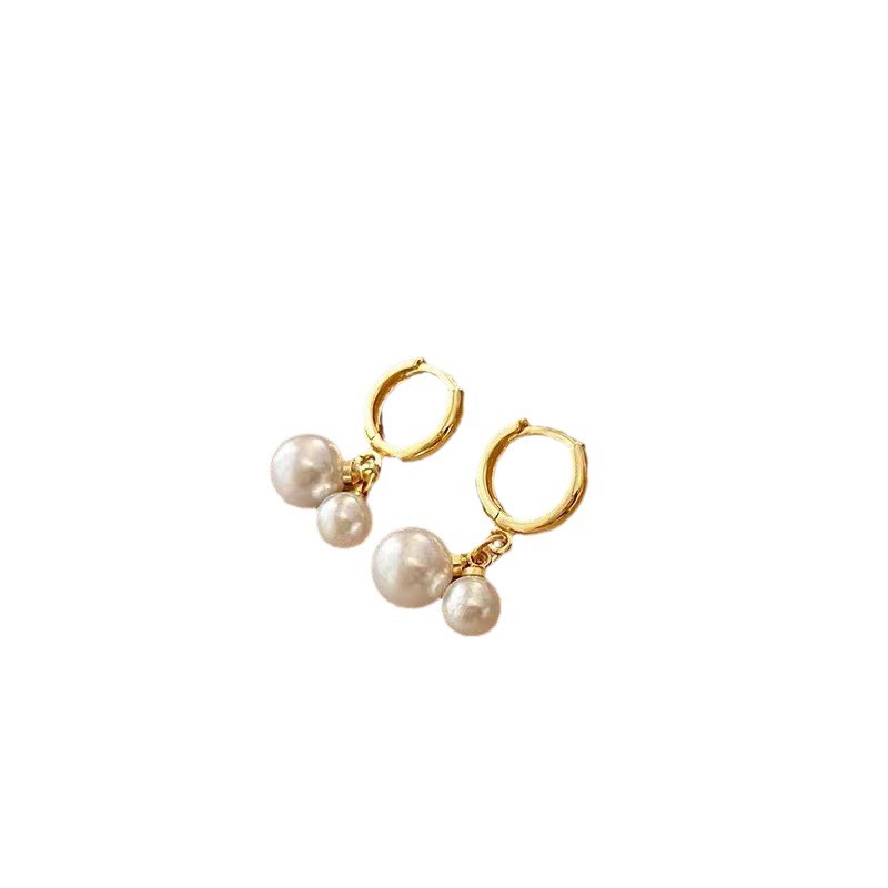 Pearl collection stud earrings for women's Instagram trendy Korean style, light luxury, high-end and elegant retro earrings, 2025 new style earrings Item Picture