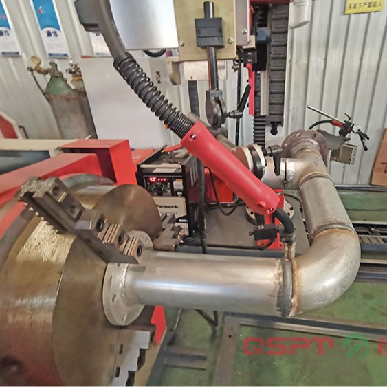 The prefabricated cantilever automatic welding machine for pipelines is suitable for welding pipe sections such as flange pipes Specification drawing