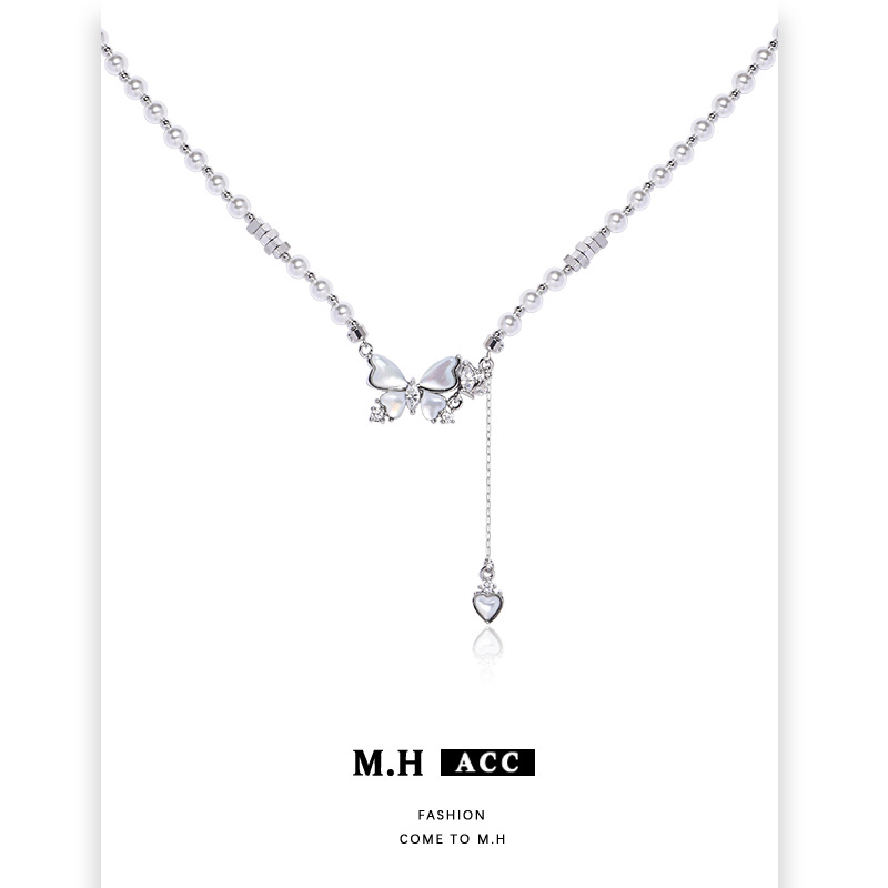 Korean minimalist pearl shell butterfly necklace for women, light luxury and high-end style collarbone chain, niche design, versatile necklace full figure