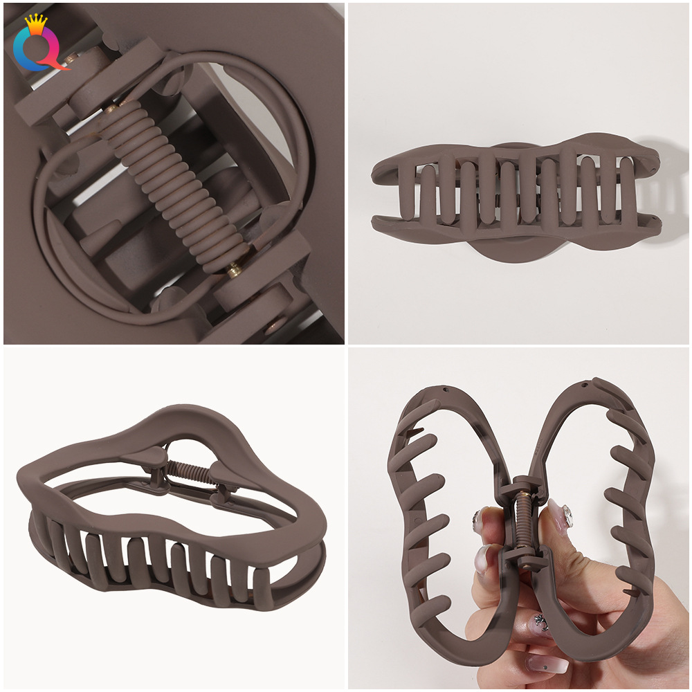 Qiyue Cross-border ins hollowed-out hair clips, large shark clips, high-end hair clips, children's hair accessories wholesale Specification drawing