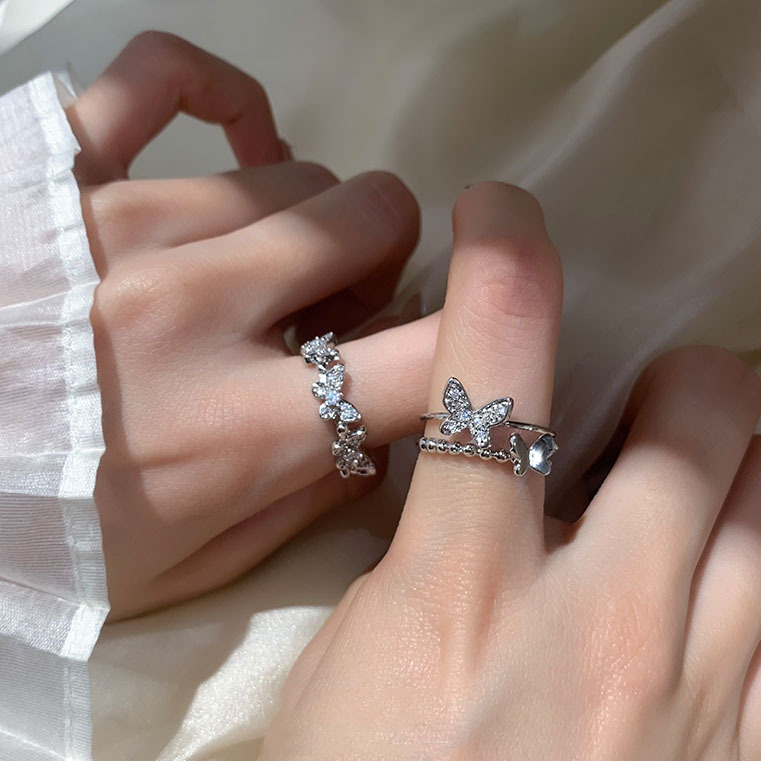 The ring girl's Instagram trendy and niche design features a girlish, light luxury and cold style. It has a butterfly personality with an adjustable opening full figure