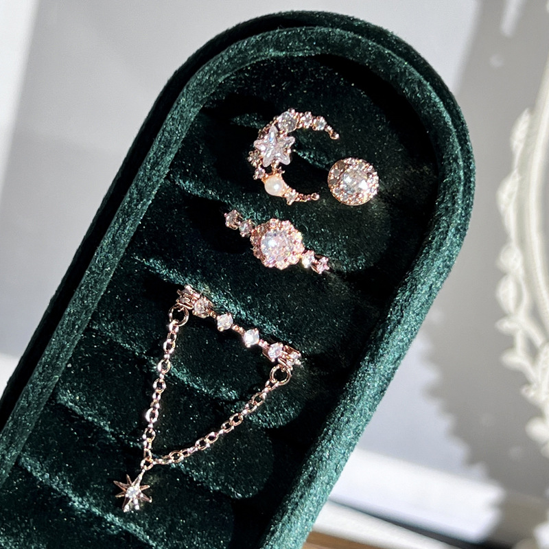 Cross-border best-selling rose gold fringed diamond star and moon ring for women, simple, fashionable and individual European and American style ring full figure