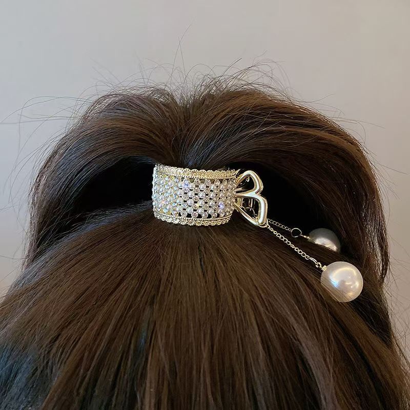 Elegant high ponytail claw clip, a must-have for fixing, tassel headwear, pearl pendant, hairpin, anti-collapse grab clip, hair clip for women details Picture
