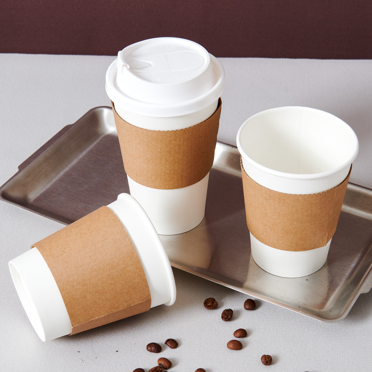 Kraft paper cups, disposable coffee cups with LIDS, commercial milk tea cups, takeout packaging cups, white Specification drawing