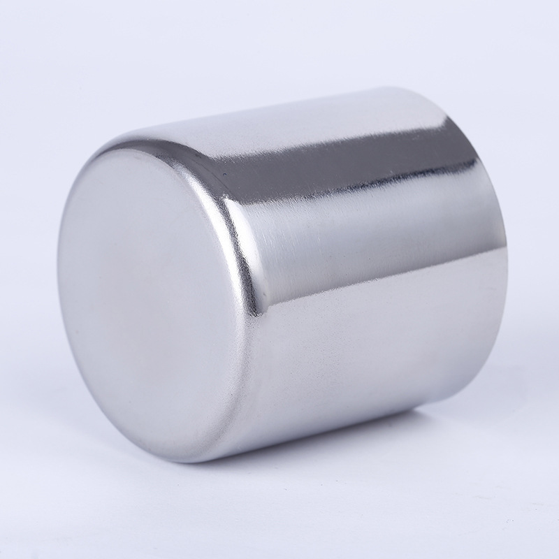 Stainless steel wine mini beer mugs 45x45x45, spirits cups, outdoor portable, custom-made based on samples from the manufacturer Application Scenario