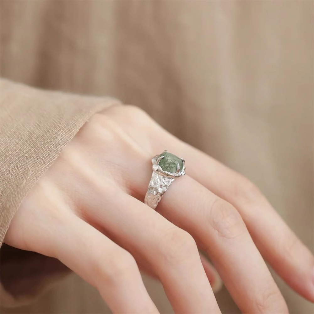 The niche design of the agate texture loose-fitting ring for women, with a light luxury style, is fashionable, individual, exquisite, versatile and a high-end ring trend Specification drawing