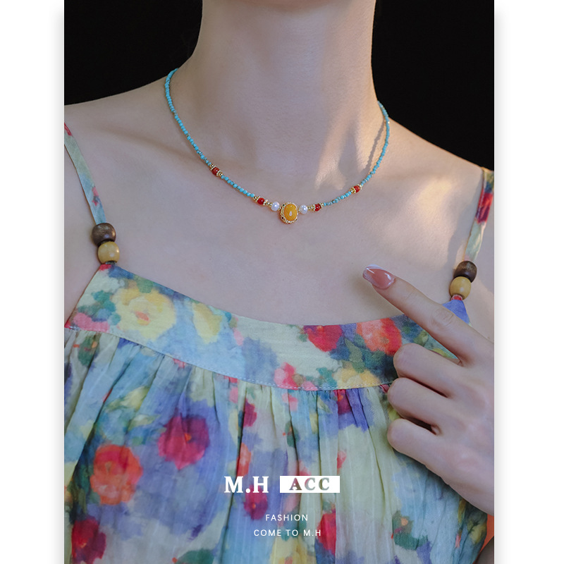 New Chinese-style amber and turquoise beaded necklace, fashionable and high-end, versatile and elegant, natural stone collarbone chain for women full figure