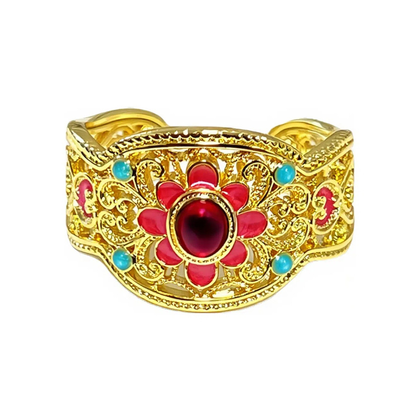 A retro new Chinese-style butterfly flower ring with hollowed-out enamel gourd, a unique and fashionable index finger ring in a women's court style Item Picture