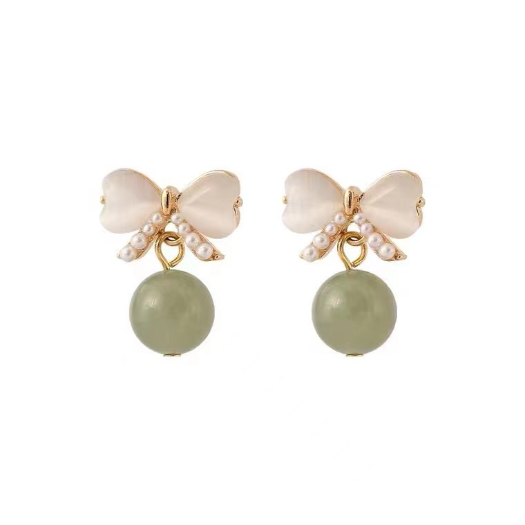 Light luxury and gentle temperament, cat's eye stone bow stud earrings for women, a new style of trendy ancient design earrings in 2025 Item Picture