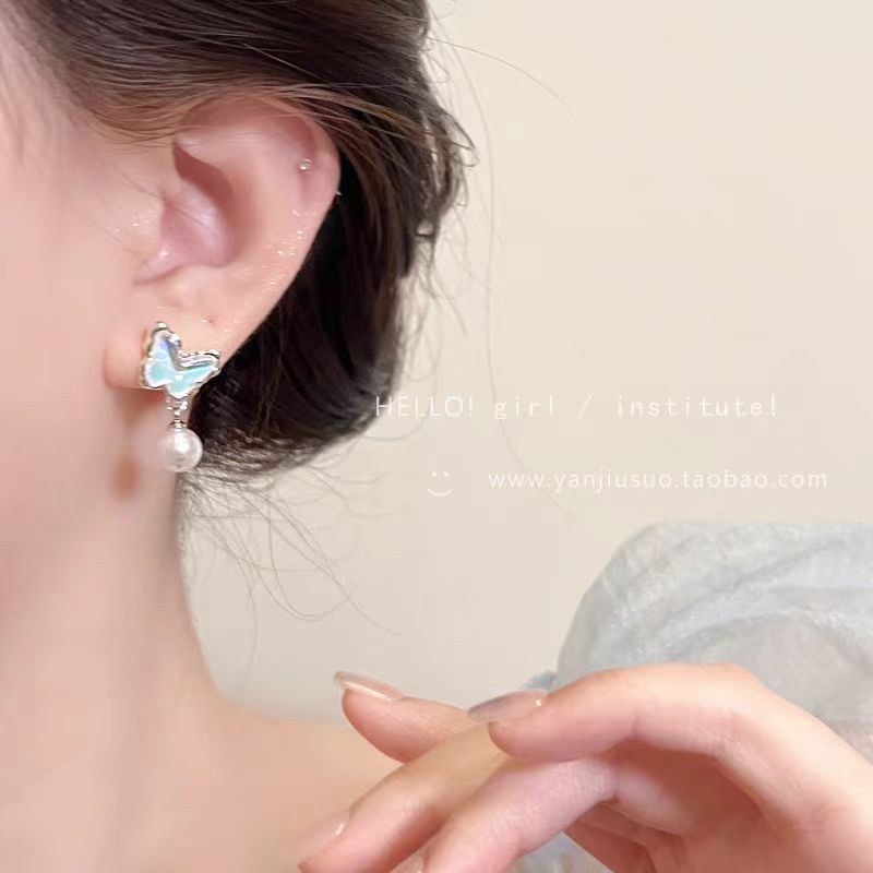 Spring ice-transparent blue butterfly Earrings for Women 2025 New bestseller, high-end pearl earrings, feminine stud earrings details Picture
