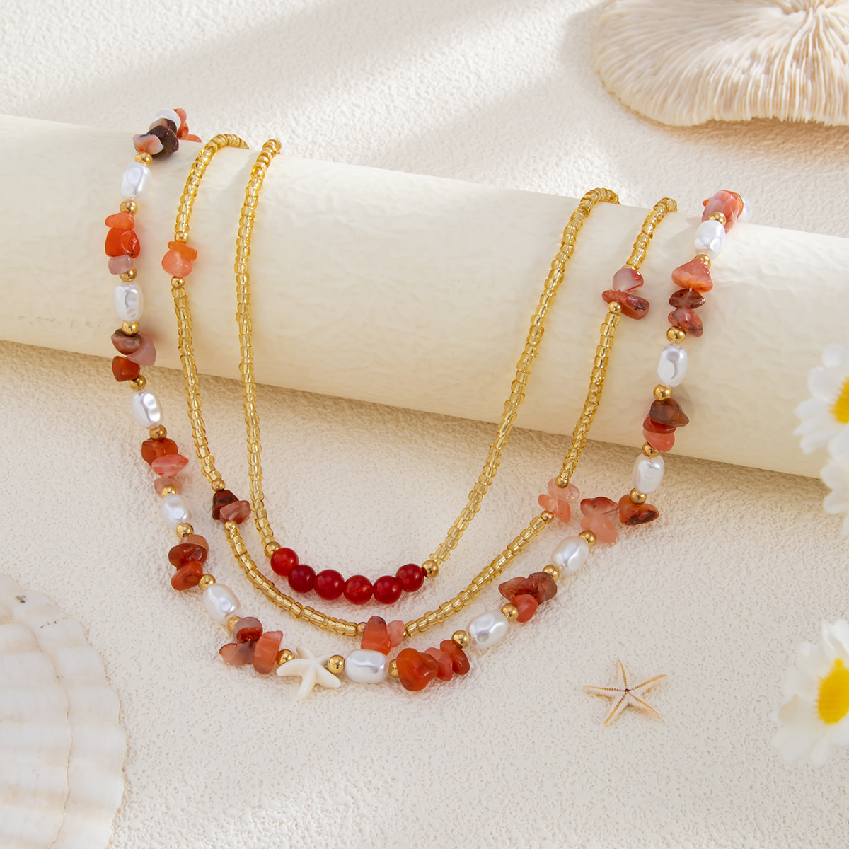 European and American cross-border summer sweet pearl starfish necklace, unique irregular turquoise rice bead beaded necklace for women Application Scenario