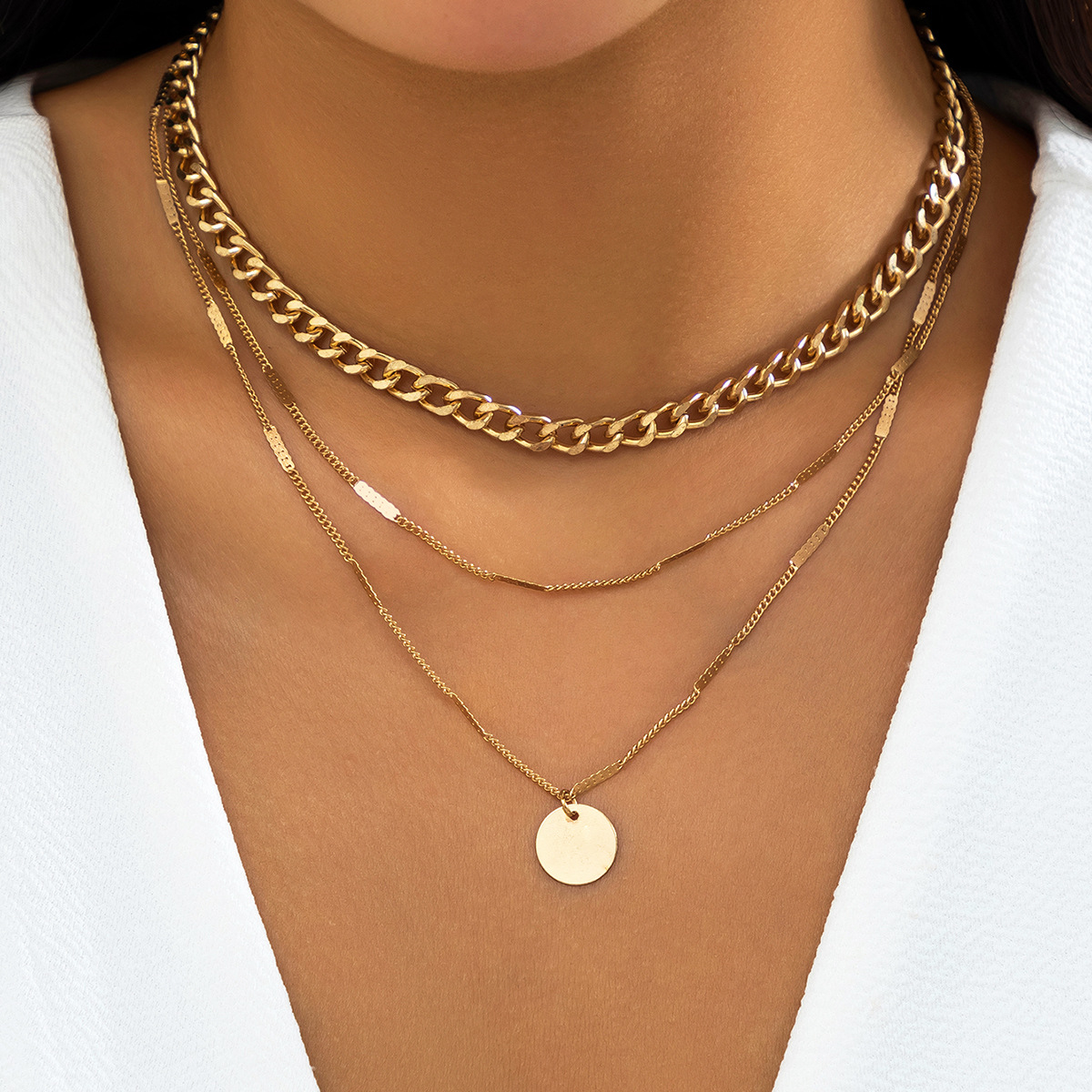 European and American cross-border jewelry multi-layer chain cold style necklace, simple imitation pearl geometric round piece sweet and cool necklace full figure