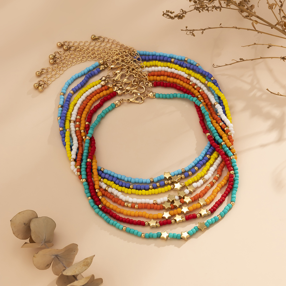 European and American cross-border jewelry, simple and rustic handcrafted rice bead beaded necklace, retro colorful star spice girl necklace Application Scenario