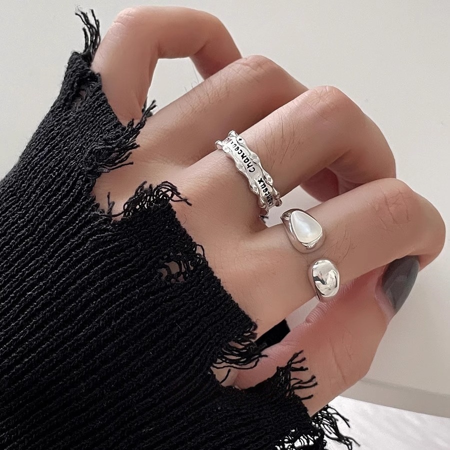 High-end, trendy and cool letter ring, women's light luxury and versatile index finger ring, niche design shell water drop opening ring details Picture