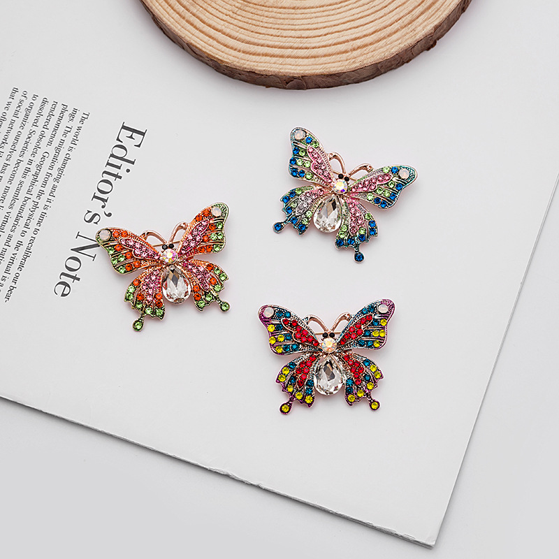 Wholesale of new European and American oil drip enamel alloy studded with colorful diamonds brooches and retro court-style pin accessories full figure