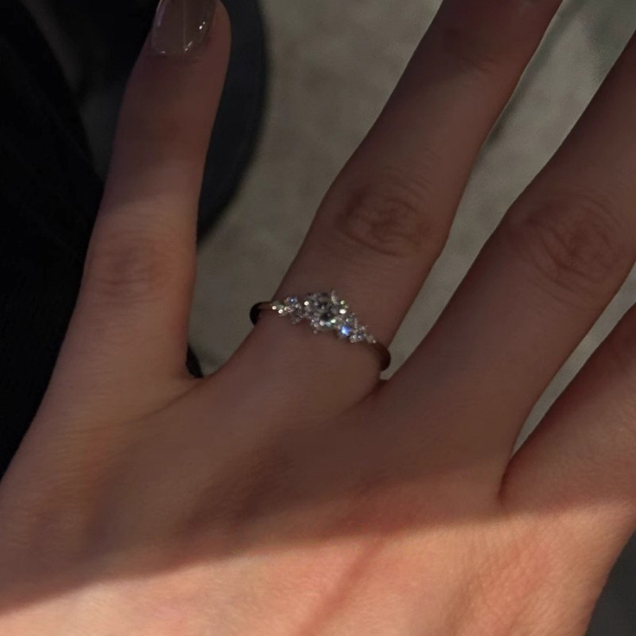French cold and elegant diamond zircon ring, gentle and refined for women, light luxury and niche design, high-end and versatile open ring Item Picture