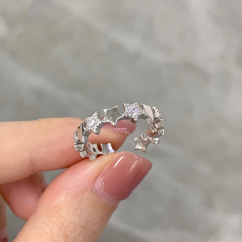 Minimalist, exquisite and light luxury star zircon ring for women, inS-style niche design, high-end and versatile open index finger ring full figure