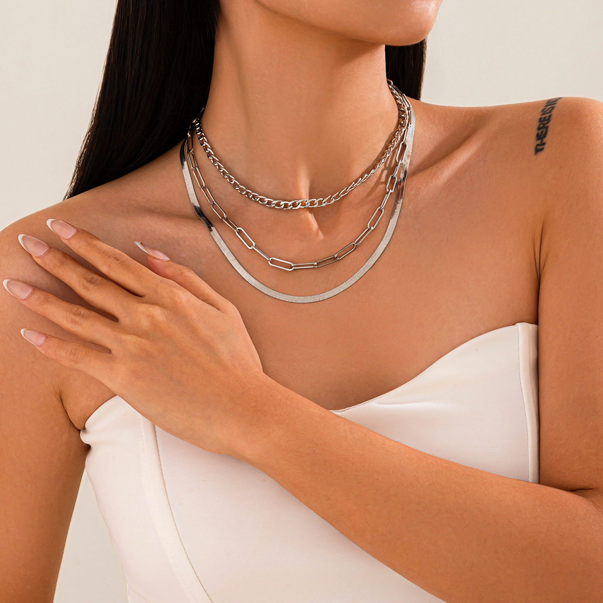 European and American cross-border jewelry hip-hop metal style snake bone chain necklace, simple and individual Cuban multi-layer collarbone chain set details Picture