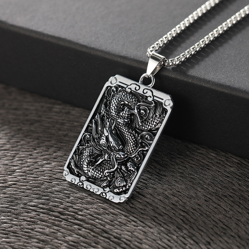 New Amazon long men's dragon pendant, personalized retro titanium steel necklace, hip-hop sweater chain tag wholesale Application Scenario