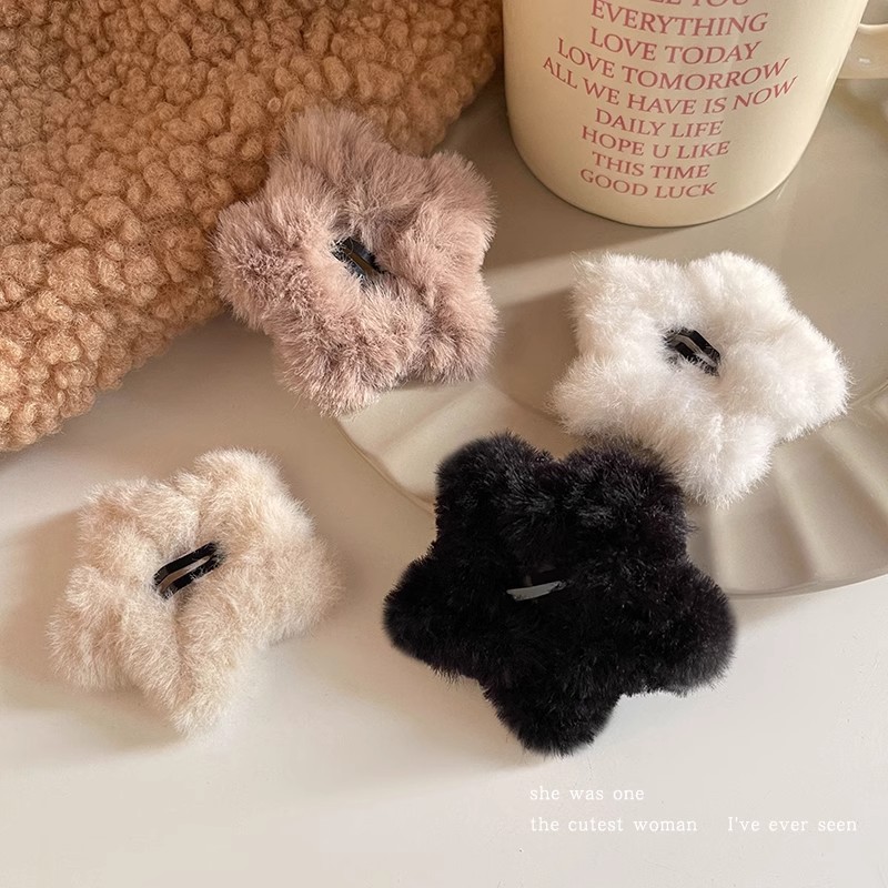 Large plush five-pointed star hair clip, fluffy BB clip, bangs clip, back of the head broken hair clip, star bye clip hair accessory full figure