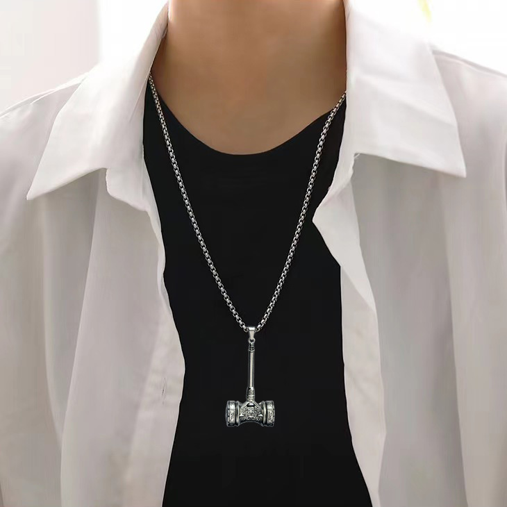 Wholesale of new cross-border Nordic Viking Thor's Hammer titanium steel necklace, personalized retro and trendy hip-hop alloy pendant for men Application Scenario