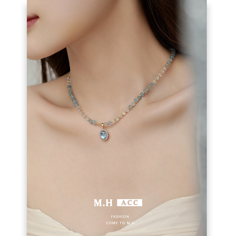 ins Fresh aquamarine necklace wholesale, French romantic design, beaded collarbone chain, light luxury style, exquisite pendant details Picture