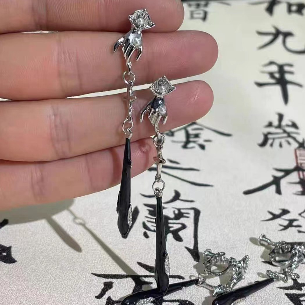 Yunzhiyu Yu Shuxin New Chinese-style earrings, niche ancient Chinese style, unique tassel earrings, cool and refreshing earrings for women details Picture