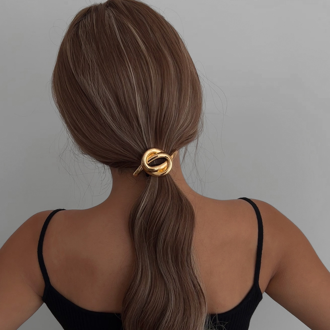 Bow hair tie, versatile and elegant in European and American style, alloy hair band, simple and elegant, half tied in a ponytail at the back of the head, hair accessory and headwear Specification drawing