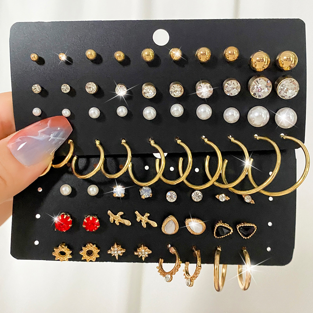 Wholesale of 20 pairs of new cross-border pearl zircon ear stud sets from Europe and America, featuring creative, retro, simple and elegant style Specification drawing