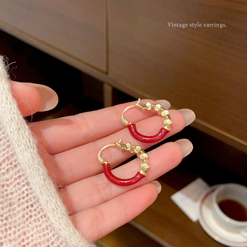 Ankela red enamel drop glaze ear loops for women, a light luxury retro patchwork circular ear buckle, a high-end and elegant ear accessory full figure