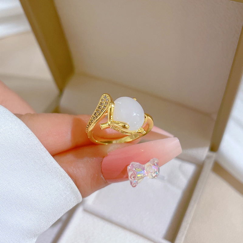 【 Real Gold 】 White jade Fox Zircon ring with adjustable opening, simple Japanese-style bracelet, couple rings Application Scenario
