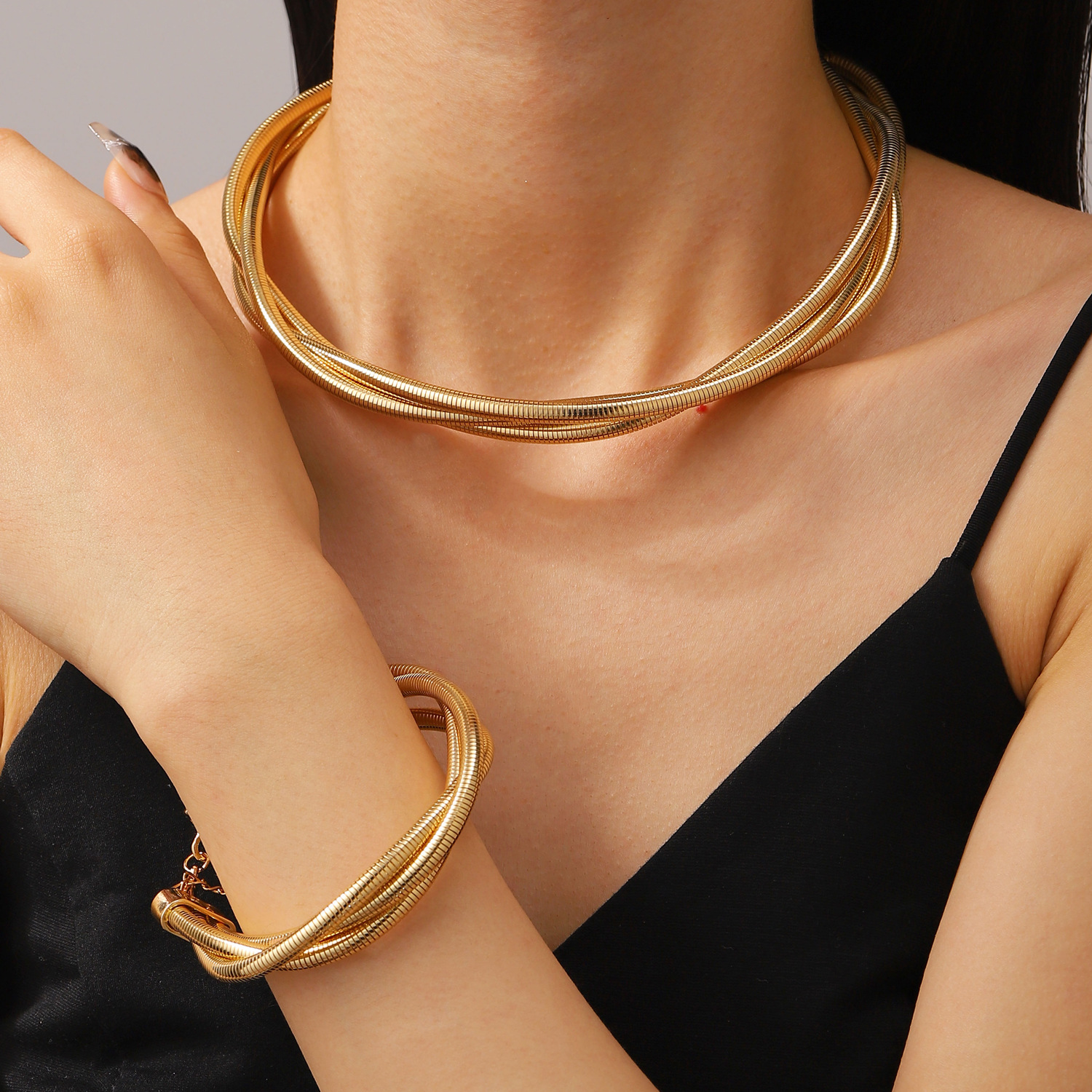 Exaggerated multi-layer twisted necklace, metal necklace, bracelet, bangle set, choker collarbone chain, neck chain accessory for women details Picture